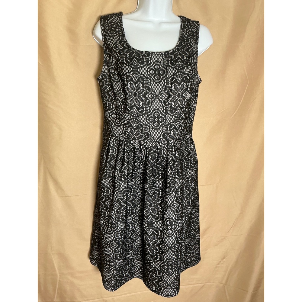 George Lace Fit‎ and Flare Dress Womens M Black Grey Excellent Sleeveless Scoop